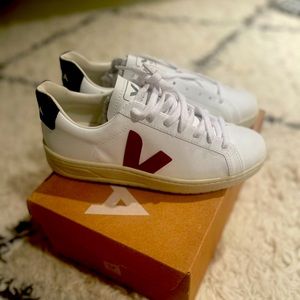 Veja White Low-Top Sneakers with Red V and Black Heel